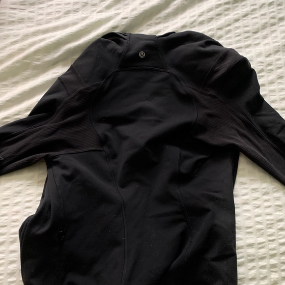 Lululemon Jacket - Picture 3 of 3